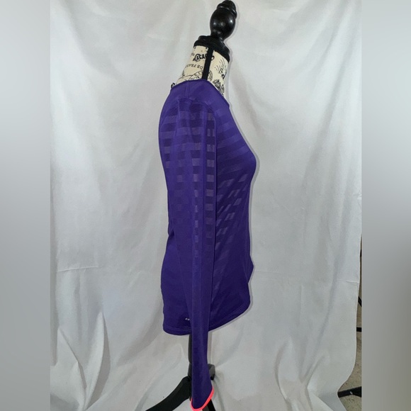 EUC: Nike Purple Athletic Crewneck Long Sleeve Top - Picture 4 of 7